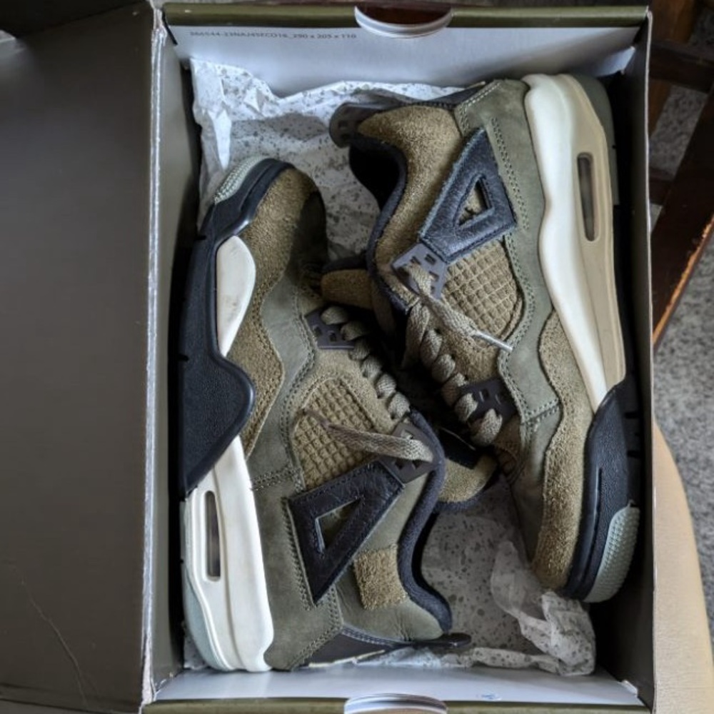Air Jordan 4 Retro SE Craft GS, Olive, 4Y